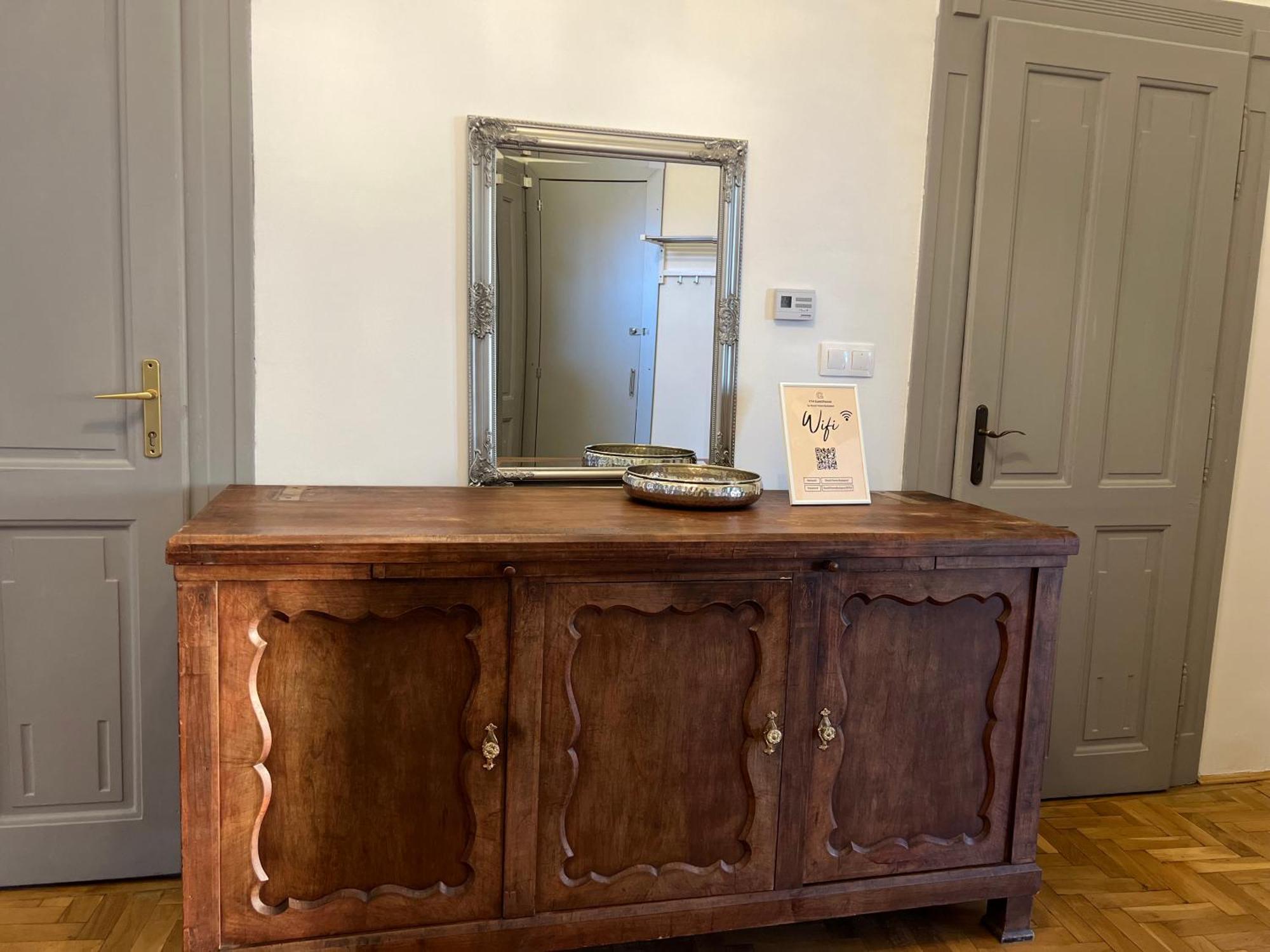 F14 Guesthouse Budapeşte Dış mekan fotoğraf